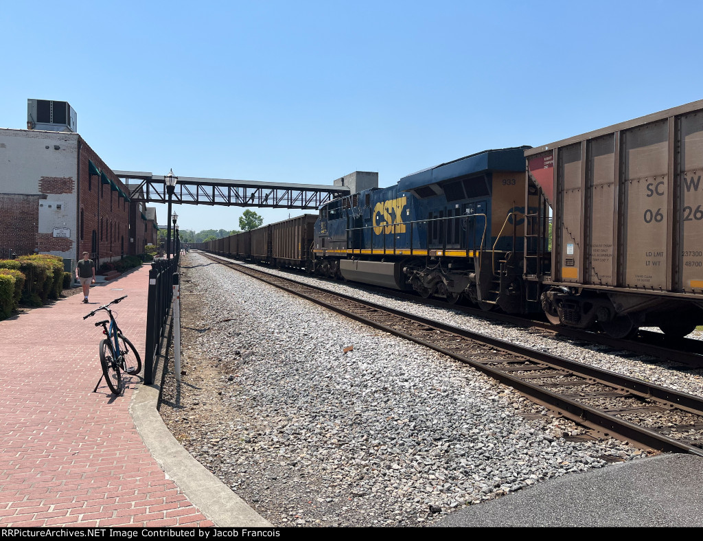CSX 933
